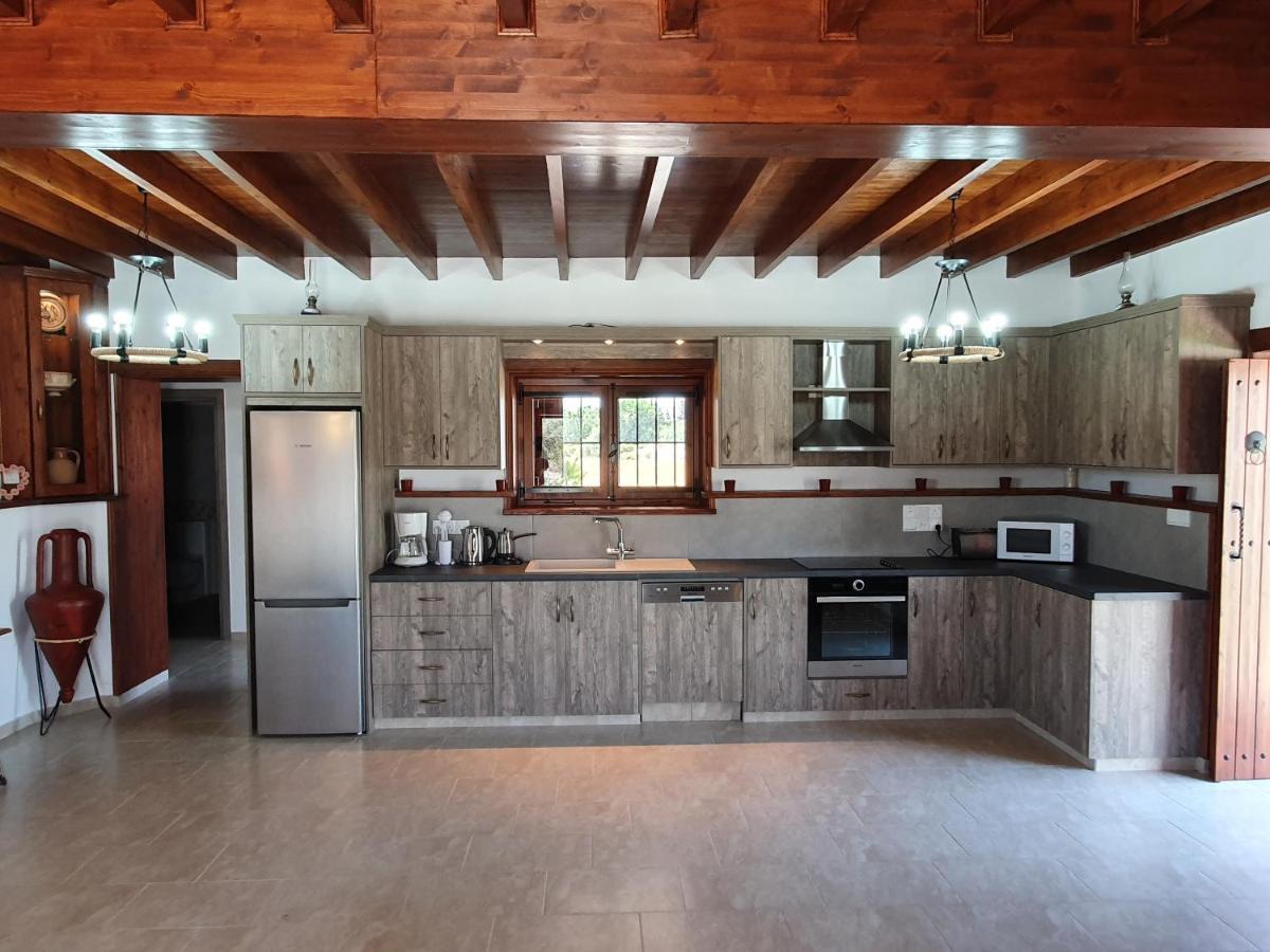 Villa Yioukkas بافوس المظهر الخارجي الصورة
